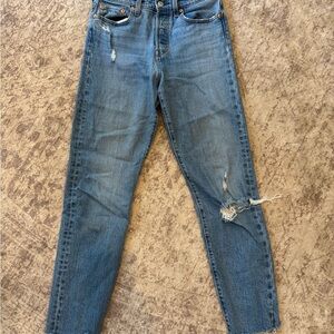 LEVI Wedge Distressed Blue Jean